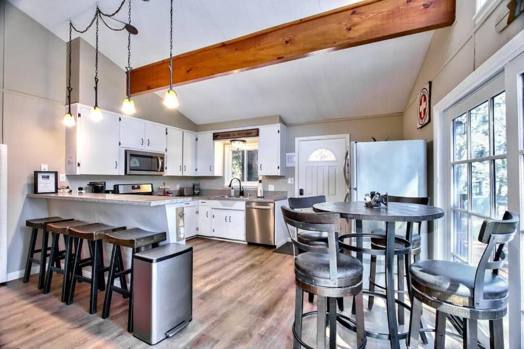 Chalet Monterey W/Hot Tub - Big Decks/Bbq Villa Big Bear Lake Esterno foto