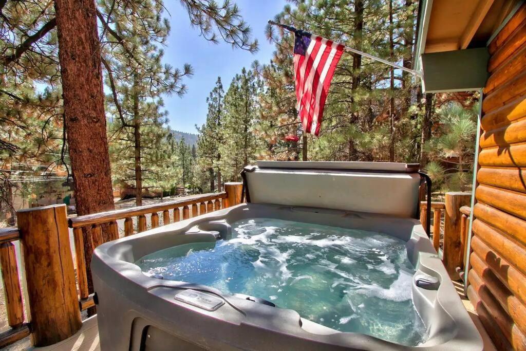 Chalet Monterey W/Hot Tub - Big Decks/Bbq Villa Big Bear Lake Esterno foto